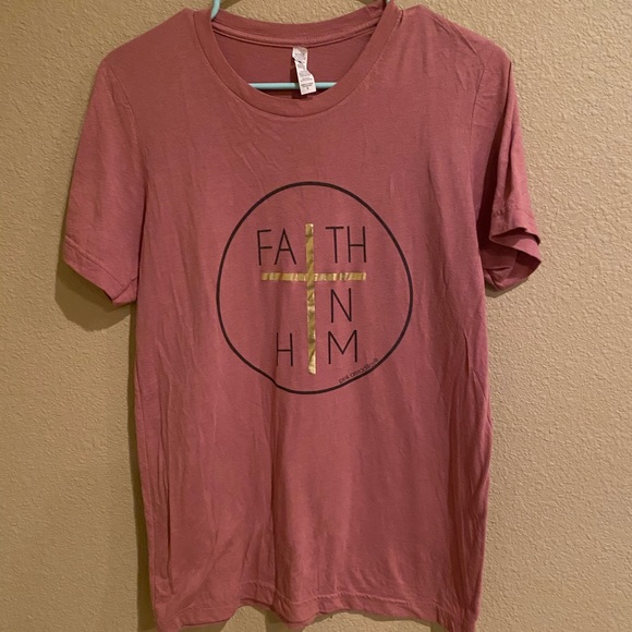Cute “Faith In Him” Tee - Picture 1 of 2